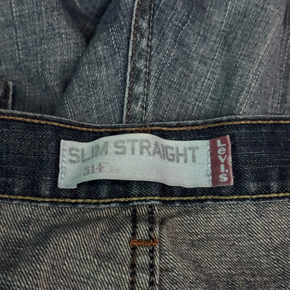 Levis 514 Jeans Mens 38 X 32 Slim Straight Blue Denim Pants Skater Biker - Picture 3 of 9